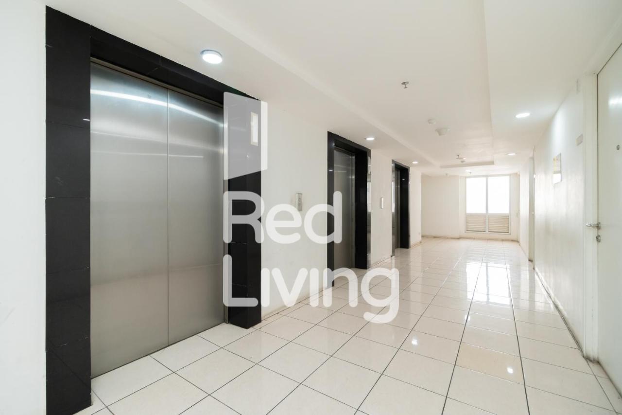 Redliving Apartemen Bassura City - Vina Tan Tower Flamboyan จาการ์ตา ภายนอก รูปภาพ